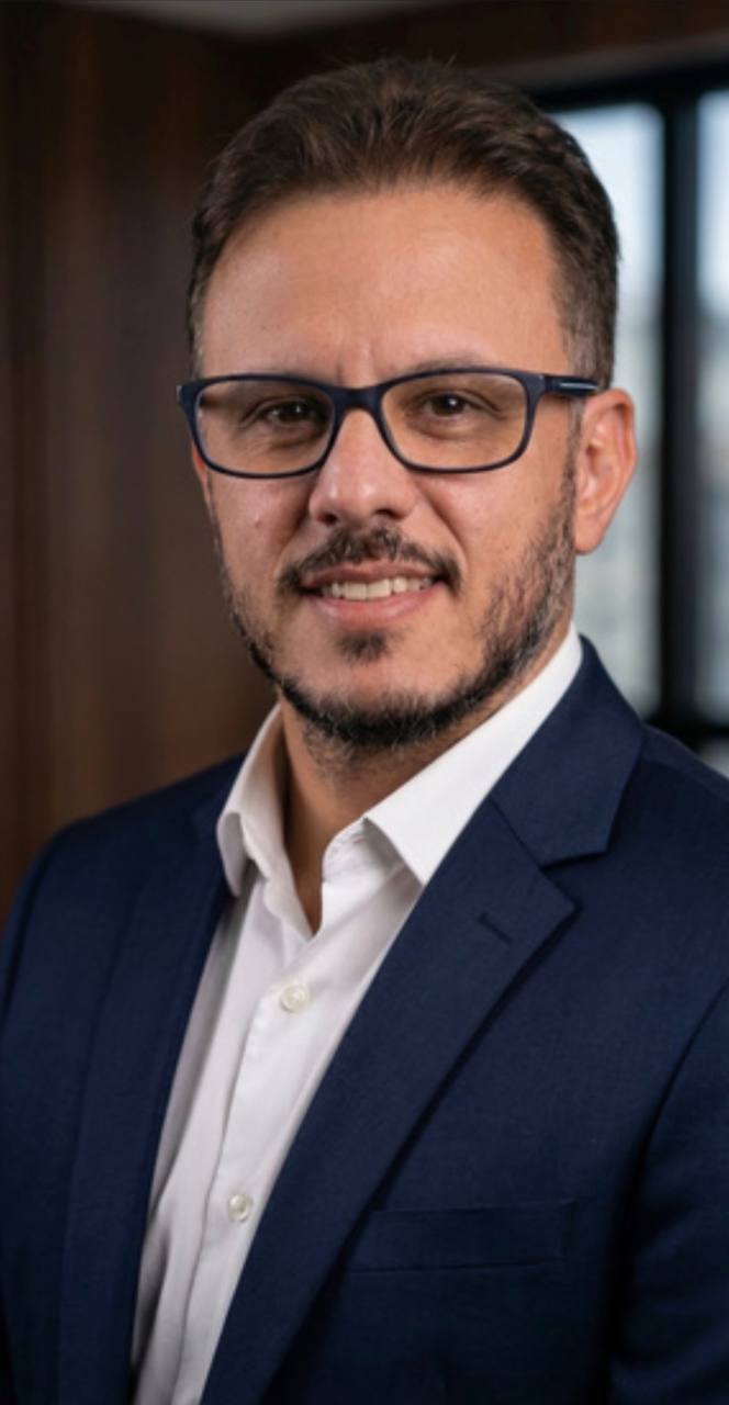 Retrato institucional do Dr. Bruno Nunes